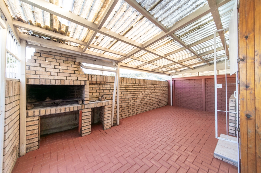 3 Bedroom Property for Sale in Abbotsford Eastern Cape